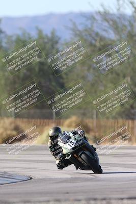 media/Oct-04-2025-CVMA (Sat) [[408bcdd6e4]]/Race 15-Femmewalla-Femmewalla UL/